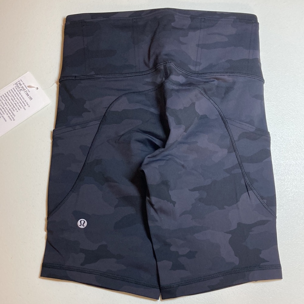 Lululemon Fast and Free Short 8” Black Camo 4 - Picture 3 of 6